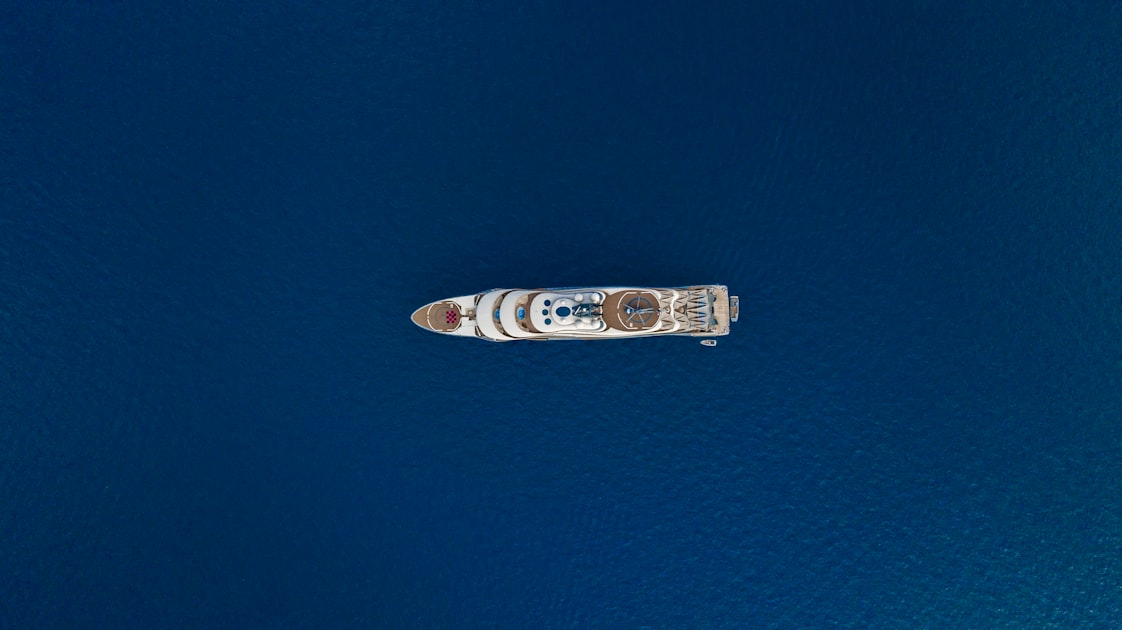 Yacht Specifications and Features